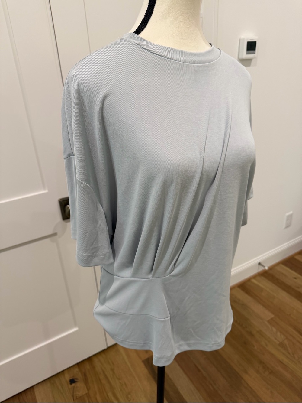 OGL Gathered Waist Tee | Pale Blue | XL | NWT - Picture 5 of 10